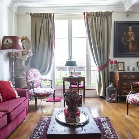 Superb Spacious And Authentic 아파트