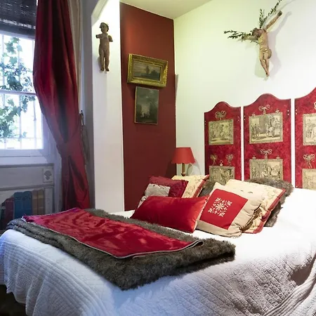 Superb Spacious And Authentic 아파트 파리